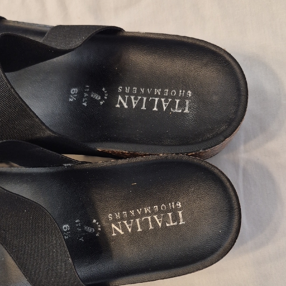 Italian Shoemakers Black Elastic and Strappy Slide Sandals - Picture 3 of 7
